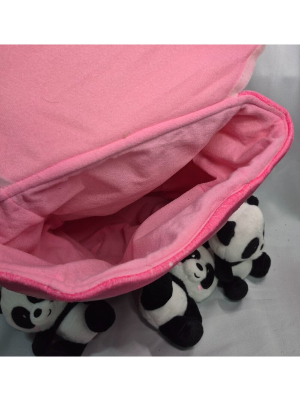 Trends UK Panda Bears Plush Storage Bag w/ 6 Mini Panda Plush Kawaii Collectible - Picture 12 of 14